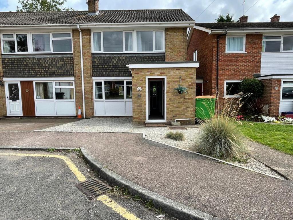 Perfect For Contractors - Canterbury - Free Parking - Ultra Wifi Extérieur photo
