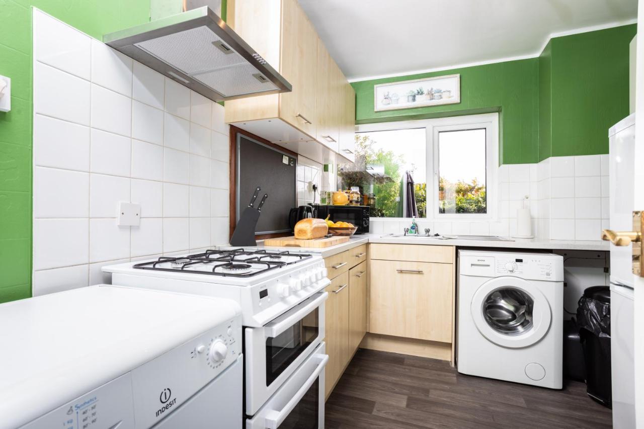 Perfect For Contractors - Canterbury - Free Parking - Ultra Wifi Extérieur photo