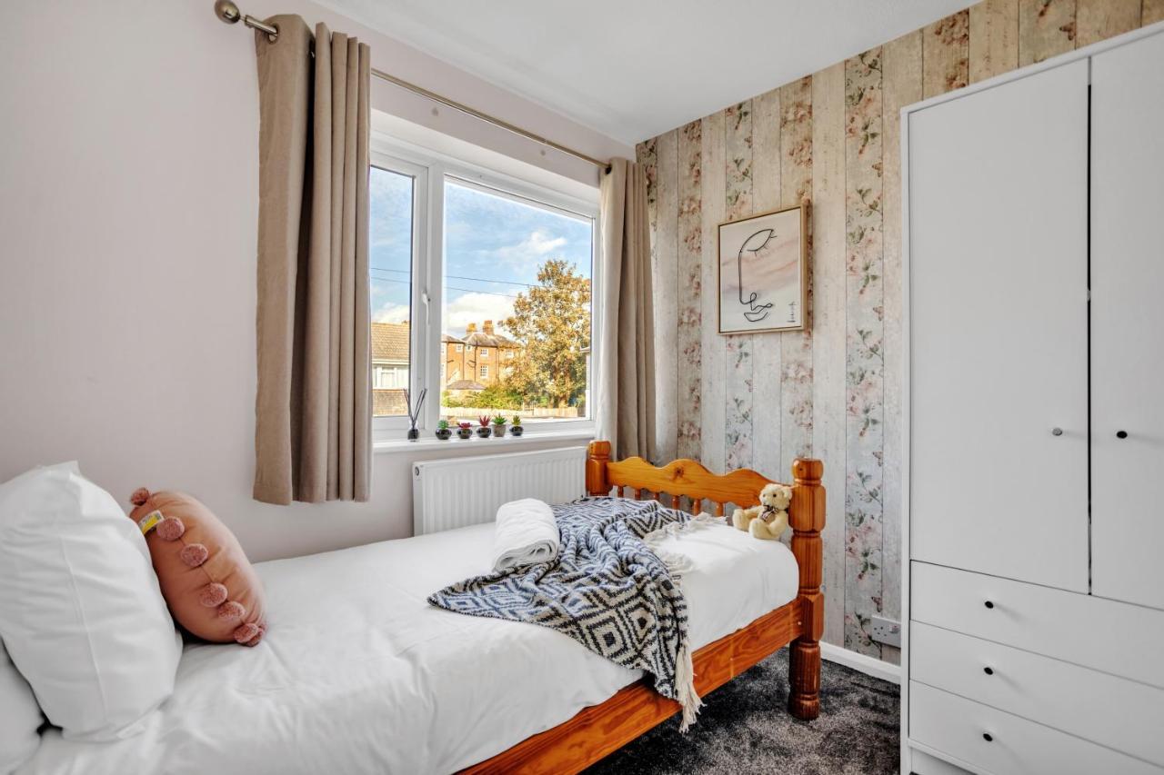 Perfect For Contractors - Canterbury - Free Parking - Ultra Wifi Extérieur photo