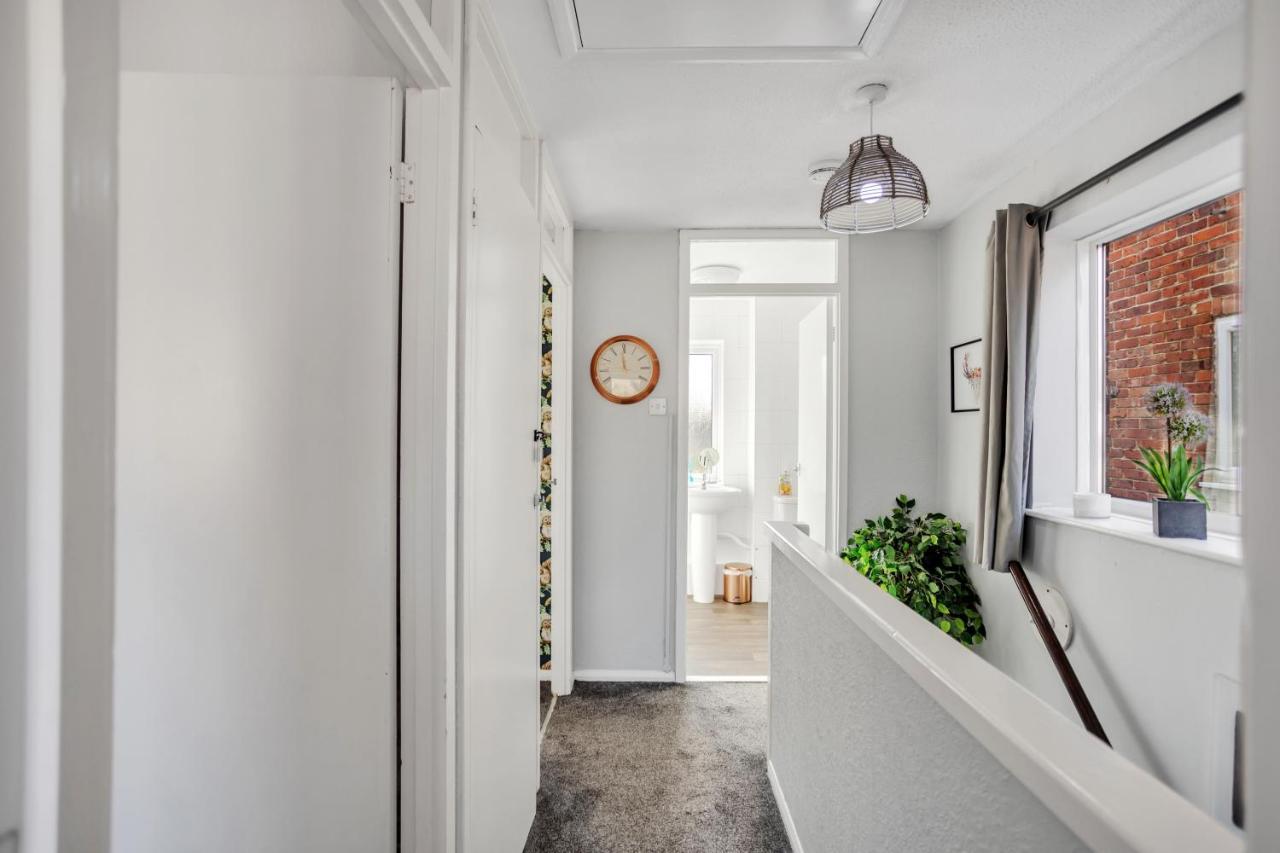 Perfect For Contractors - Canterbury - Free Parking - Ultra Wifi Extérieur photo