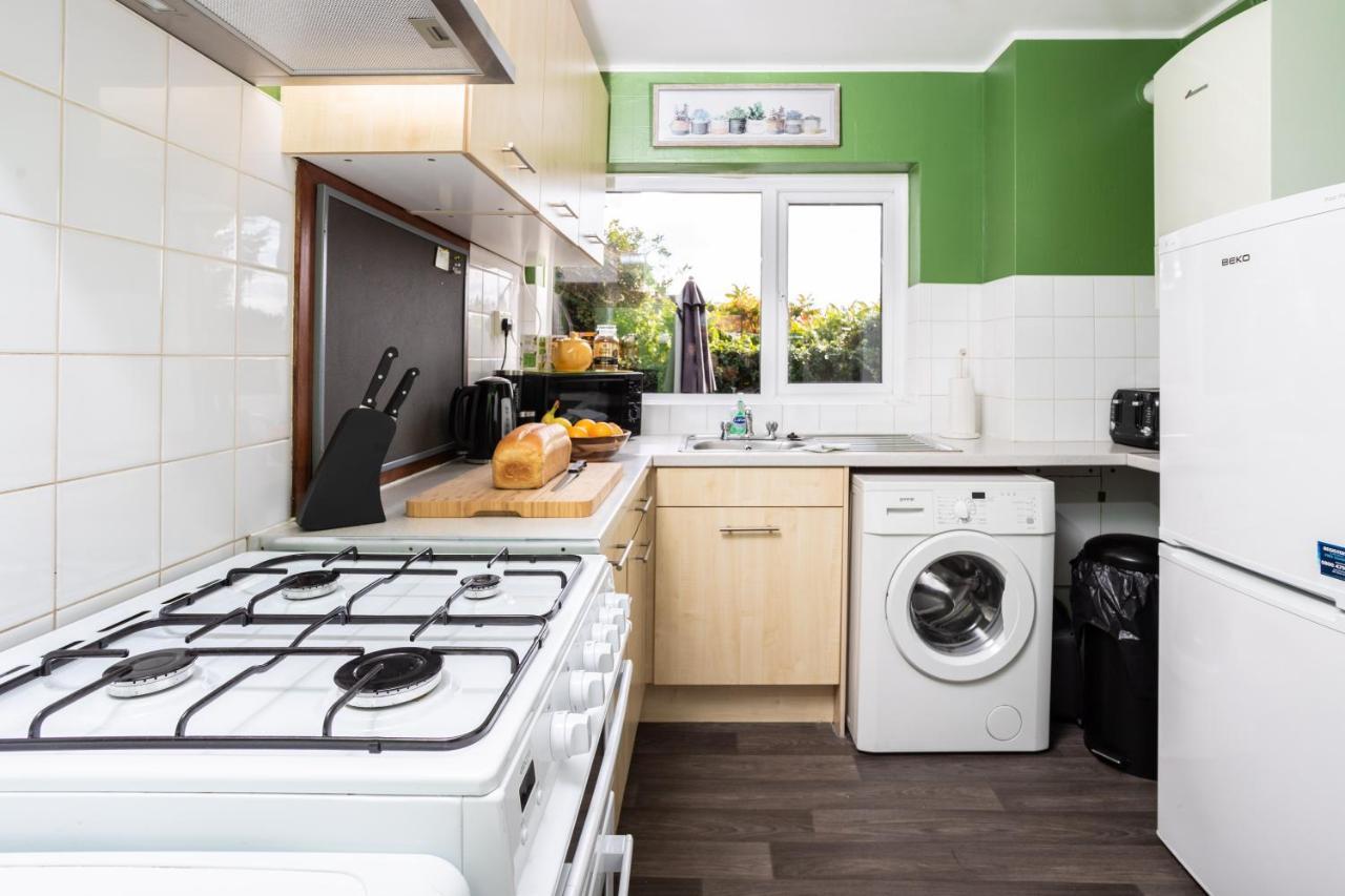 Perfect For Contractors - Canterbury - Free Parking - Ultra Wifi Extérieur photo
